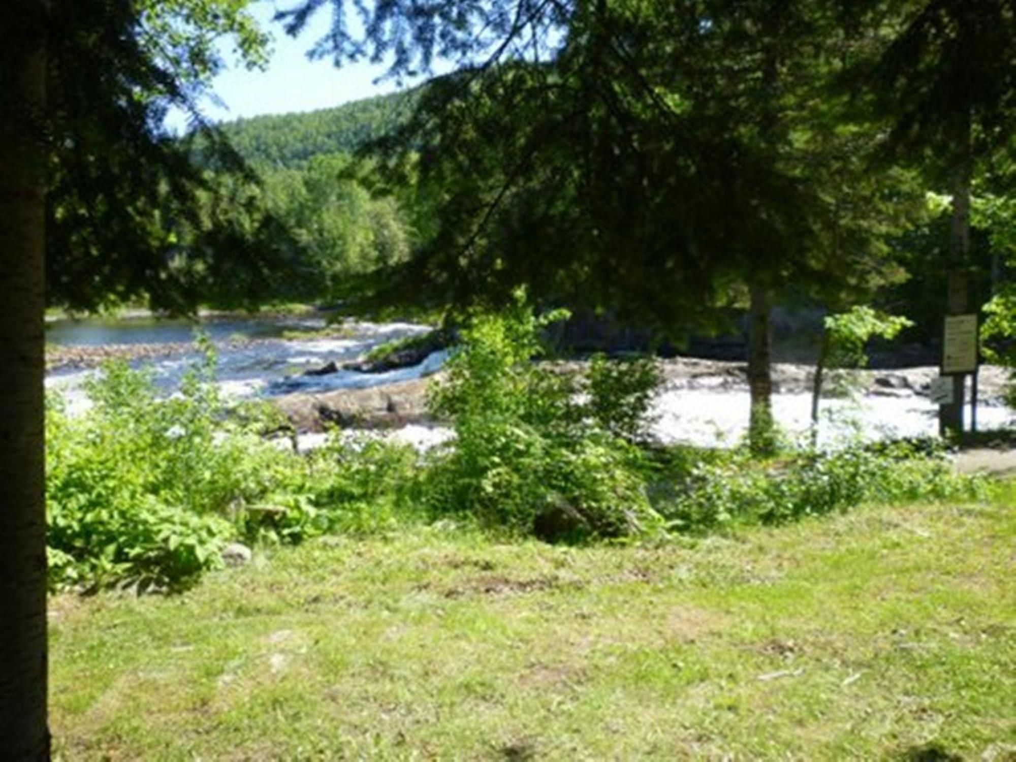 Villa Rivière Petit Saguenay Extérieur photo